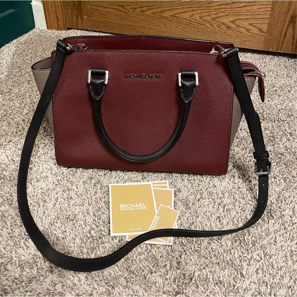 Michael Kors purse